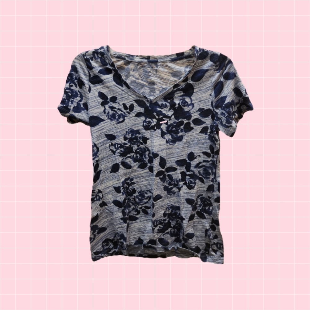 Sonoma 🌹 Blue Rose Tee